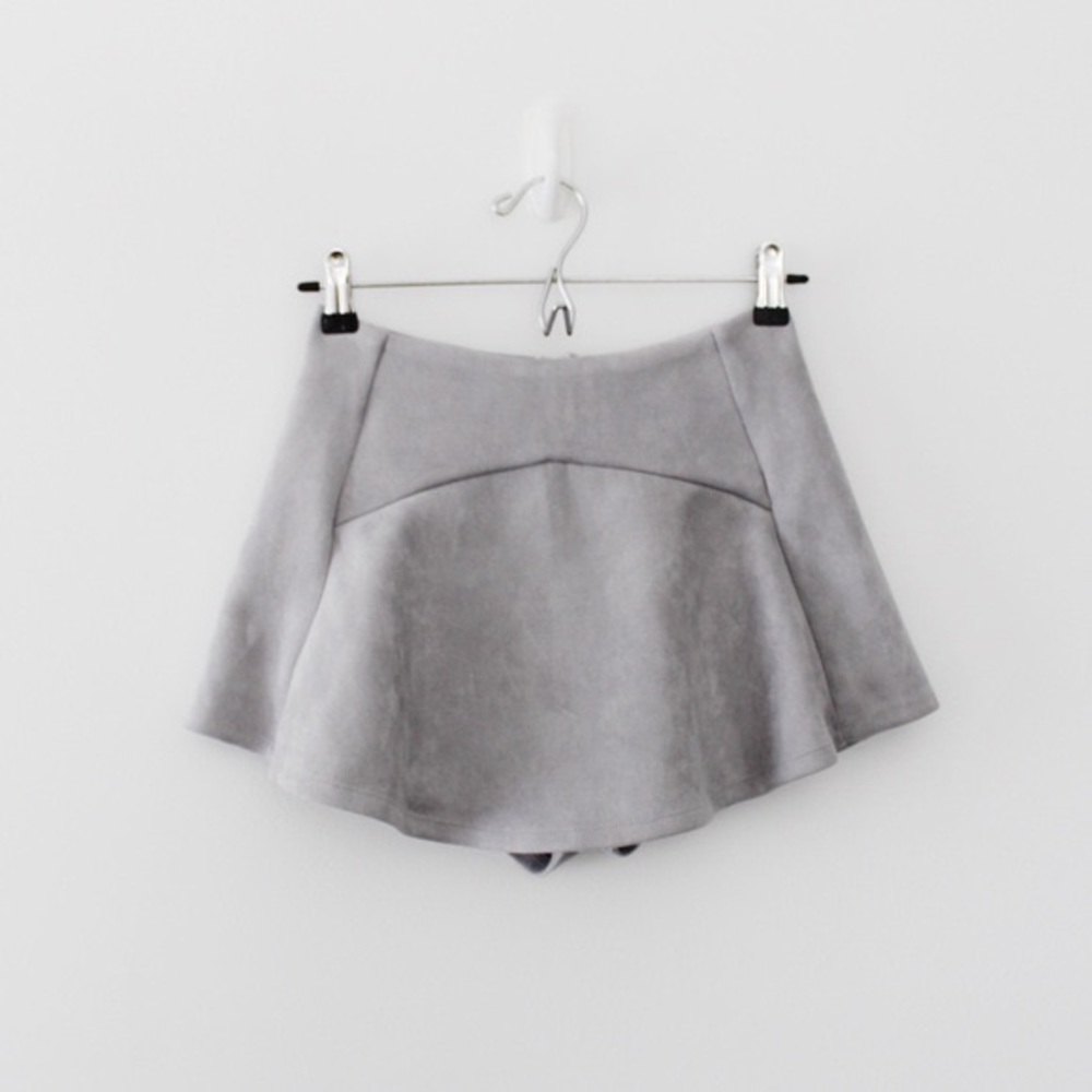 LF Gray Skort